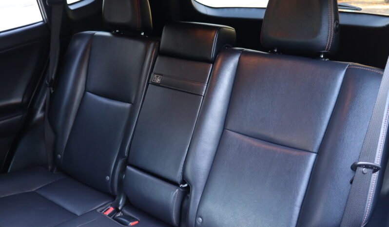 
								Toyota Rav4 Hybrid SE full									