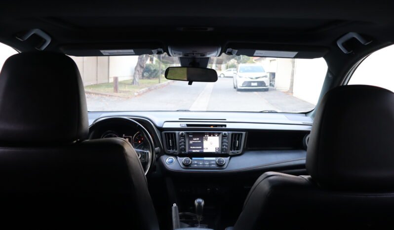 
								Toyota Rav4 Hybrid SE full									