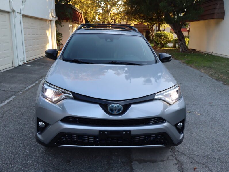 
								Toyota Rav4 Hybrid SE full									