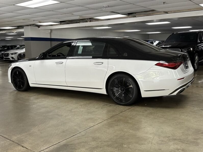 
								2024 Mercedes-Benz S-Class Maybach S 680 4MATIC full									