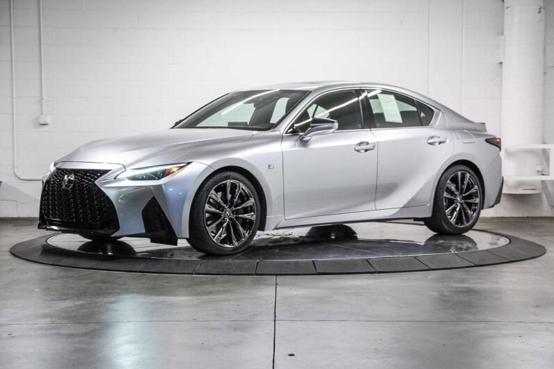 
								2024 Lexus IS full									