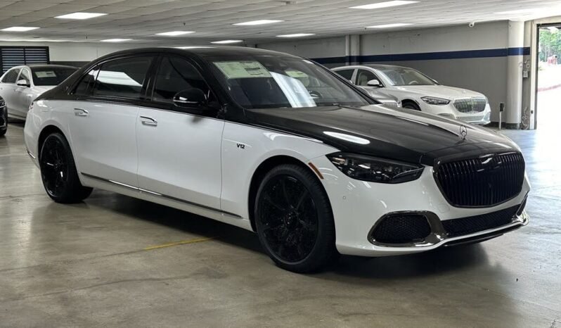 
								2024 Mercedes-Benz S-Class Maybach S 680 4MATIC full									