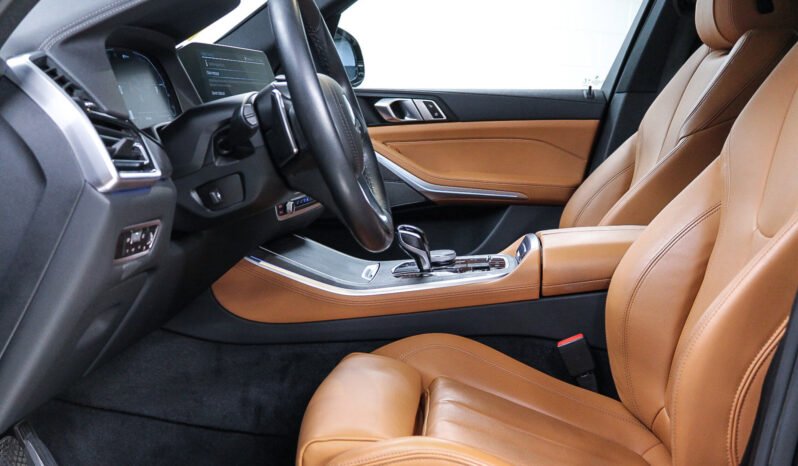 
								2022 BMW X5 xDrive45e With Navigation & AWD full									